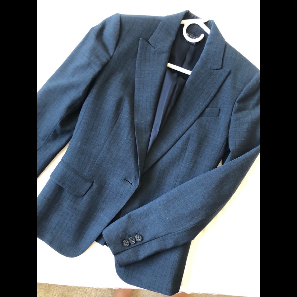 Theory navy blazer, size 00, NWOT